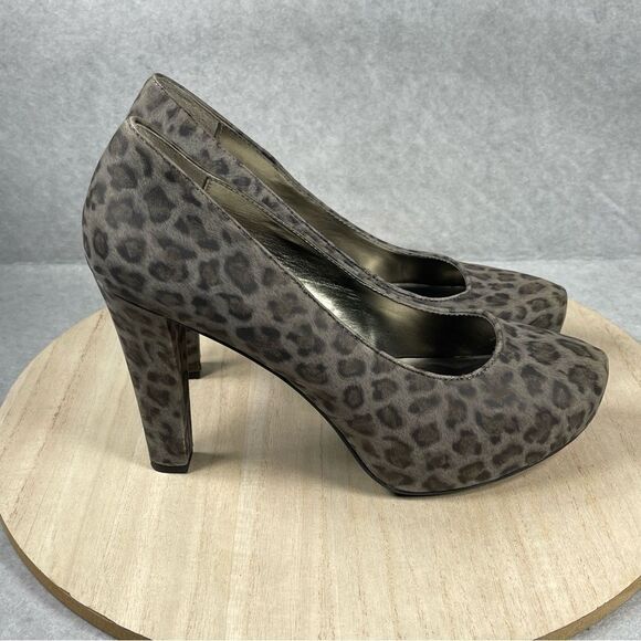 me too Shoes - Me Too Women’s Animal Print Block Heel Gray Black Size 10 Platform